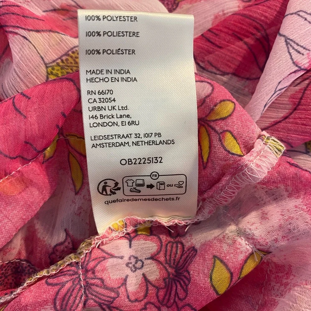Free People reposhing this